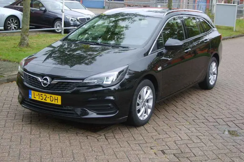 Opel Astra (2021)