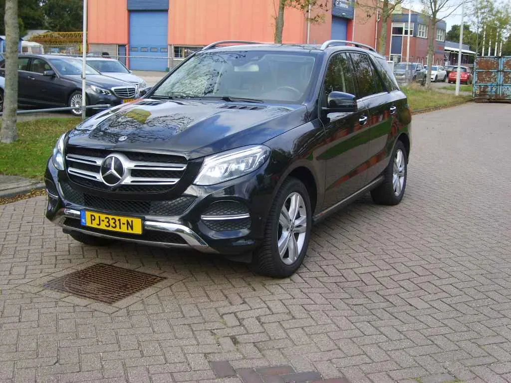 Mercedes-Benz GLE-Klasse (2017) — foto 1