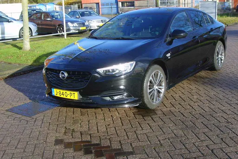 Opel Insignia (2020)