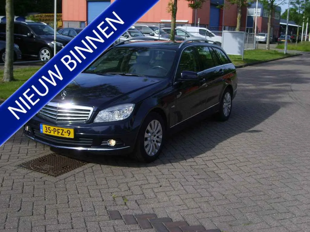 Mercedes-Benz C-Klasse (2011) — foto 1
