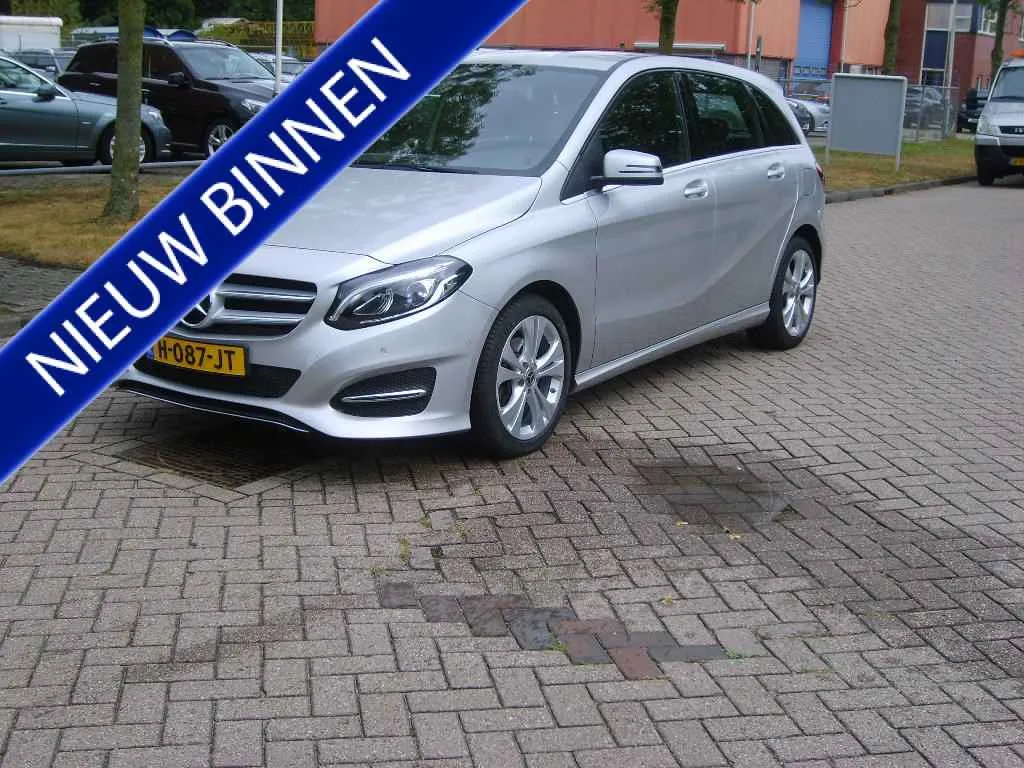 Mercedes-Benz B-Klasse (2018) — foto 1