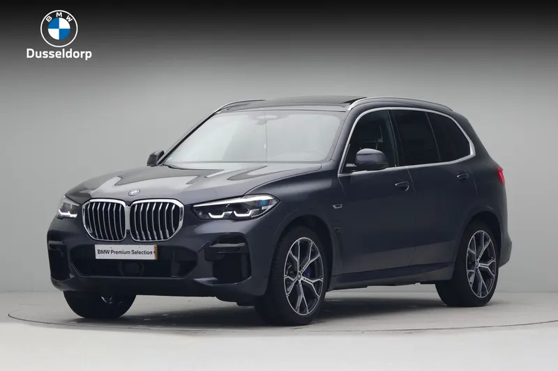 BMW X5 (2022)