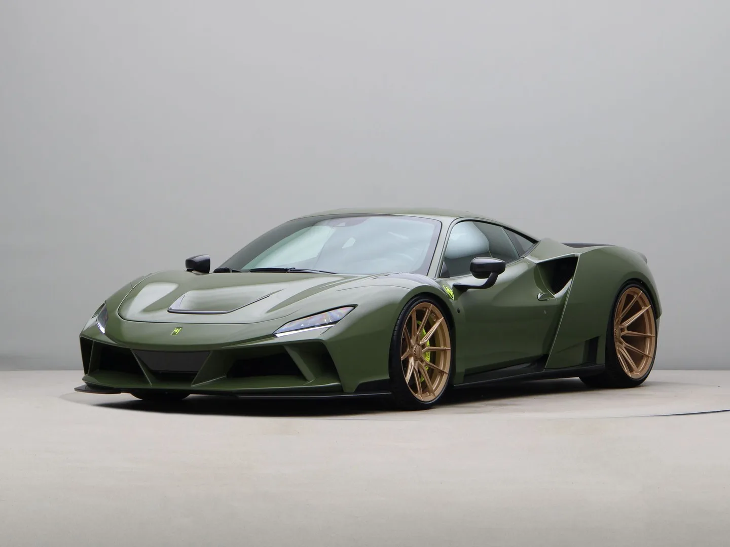 Ferrari F8 Tributo (2023) — foto 1
