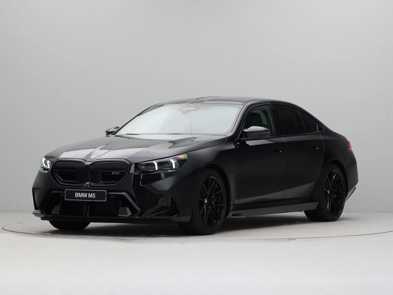 BMW M5 (2026) — foto 1