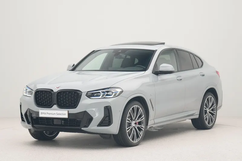BMW X4 (2023)
