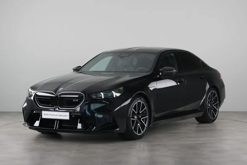 BMW M5 (2025)