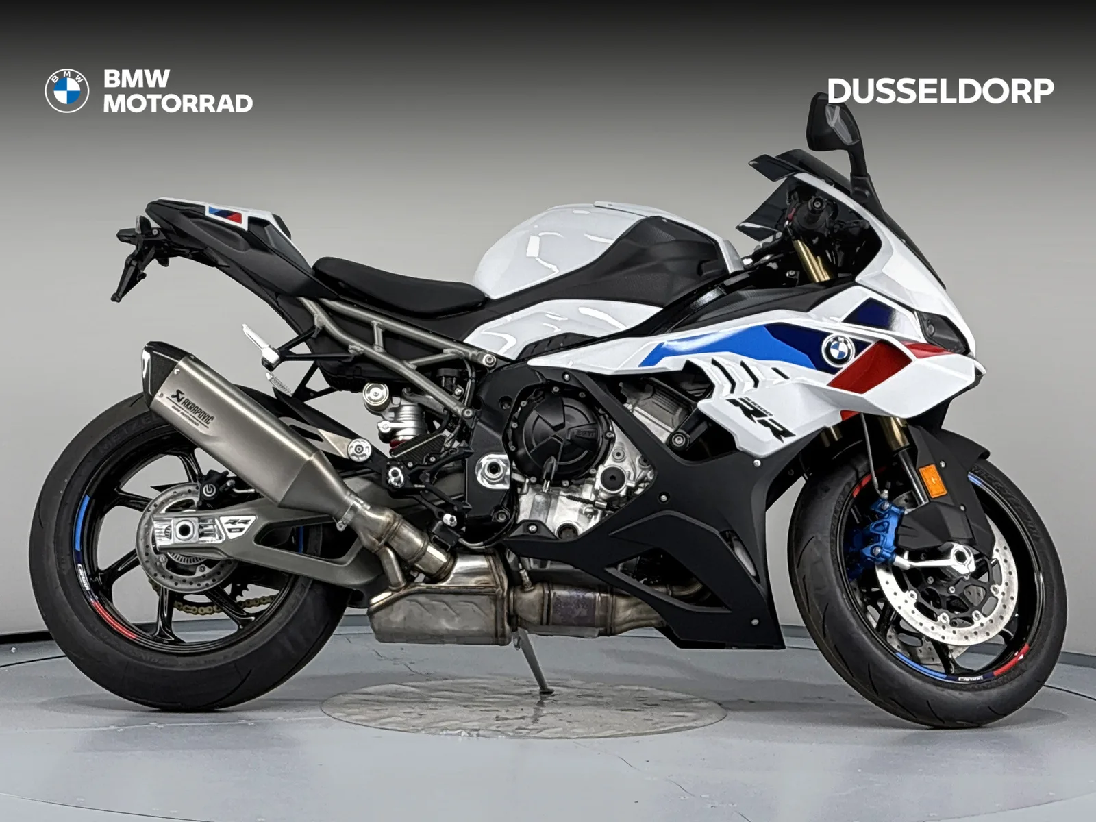 BMW S 1000 RR (2026) — foto 1