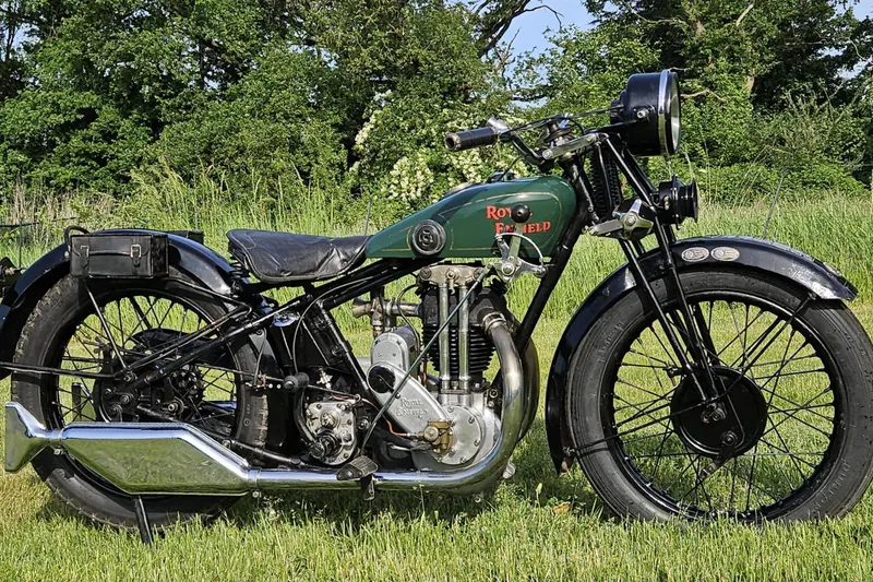 Royal Enfield 500cc OHV 505 with danisch papers (1929)