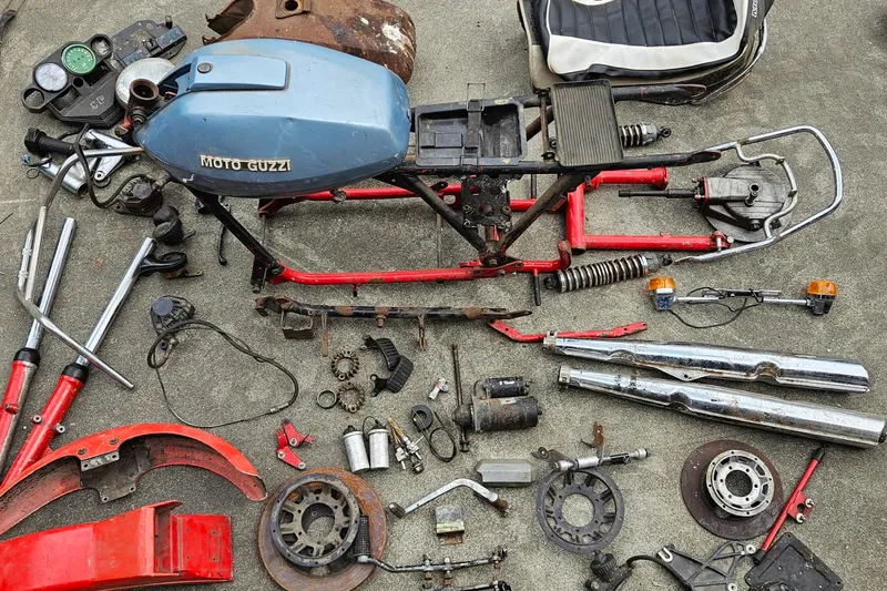 Moto Guzzi Lot of Parts (2026)