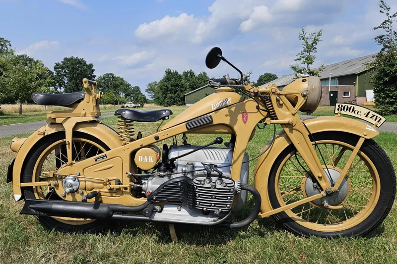 Zündapp K800 fourcilinder with australian registration papers (1934)