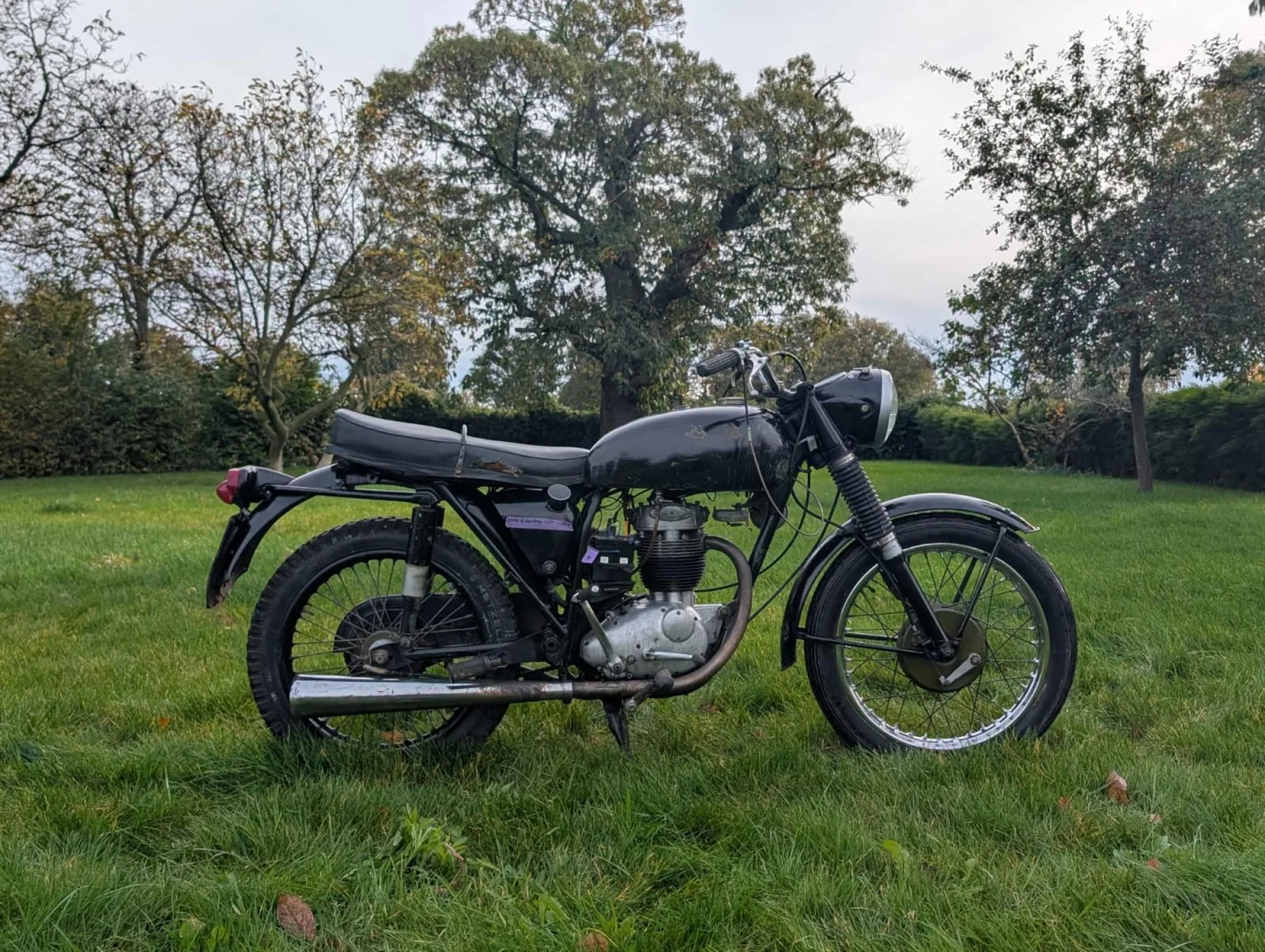 BSA BSA 350cc B40 year with danisch papers runs good (1970) — foto 1