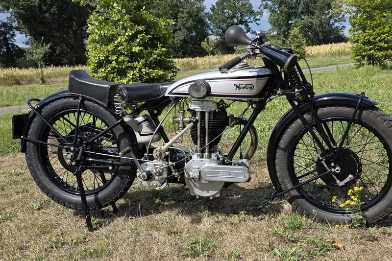 Norton 500cc ohv 18 with dutch registration papers (1930)