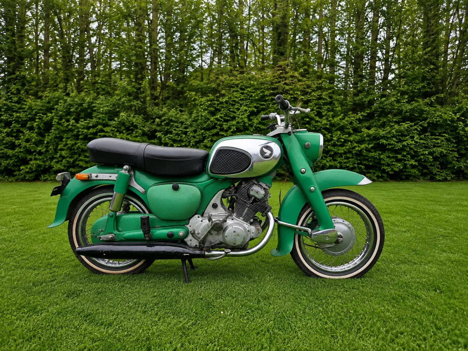 Honda C 72 Dream (1965) — foto 1