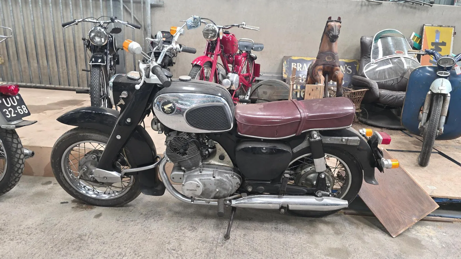 Honda Dream 305 (2026) — foto 1