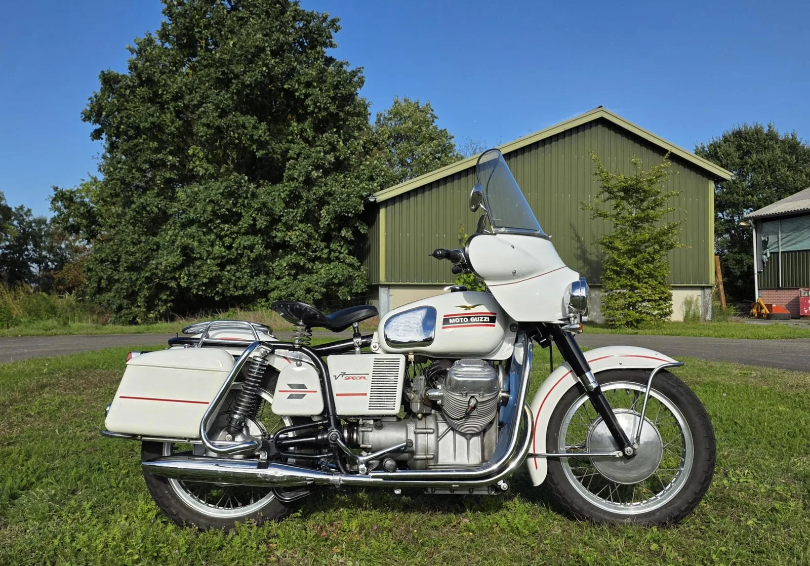 Moto Guzzi V7 Special (1969) — foto 1