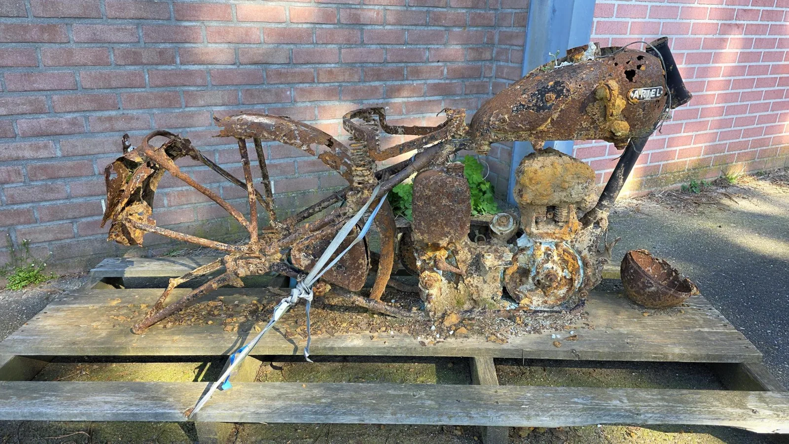 Ariel Detector find 557cc for decoration (1934) — foto 1
