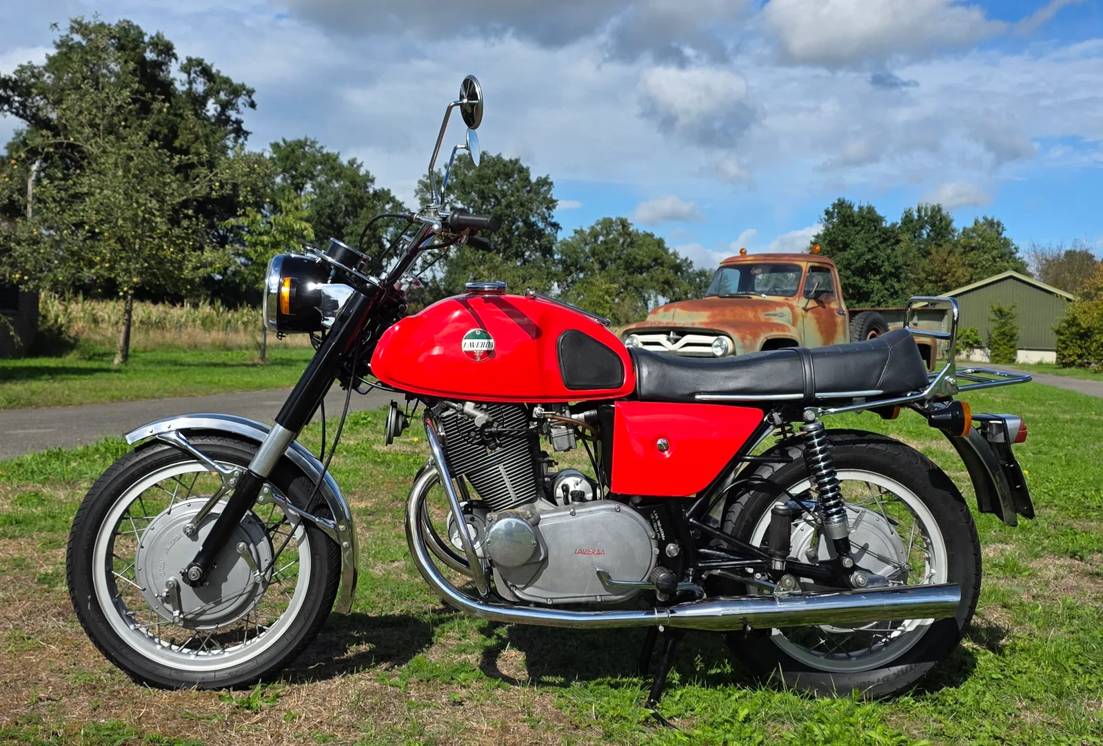 Laverda GTF 750cc matching numbers and dutch registration (1971) — foto 1