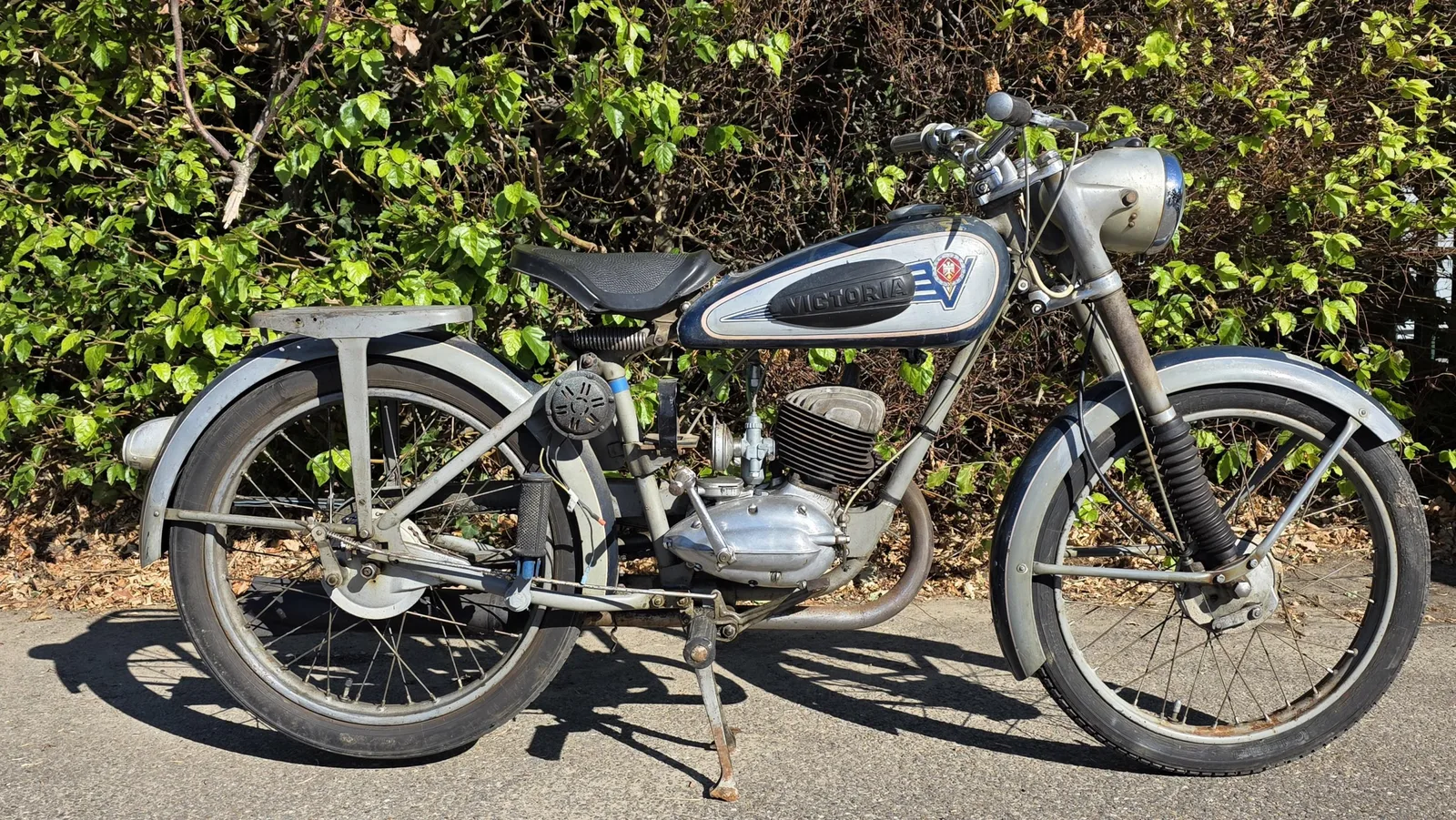 Victoria Bi-Fix 125cc in first paint (1951) — foto 1