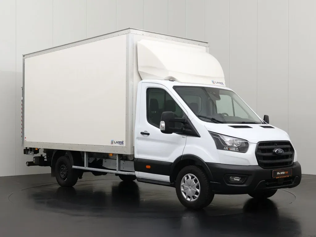 Ford Transit (2024) — foto 1
