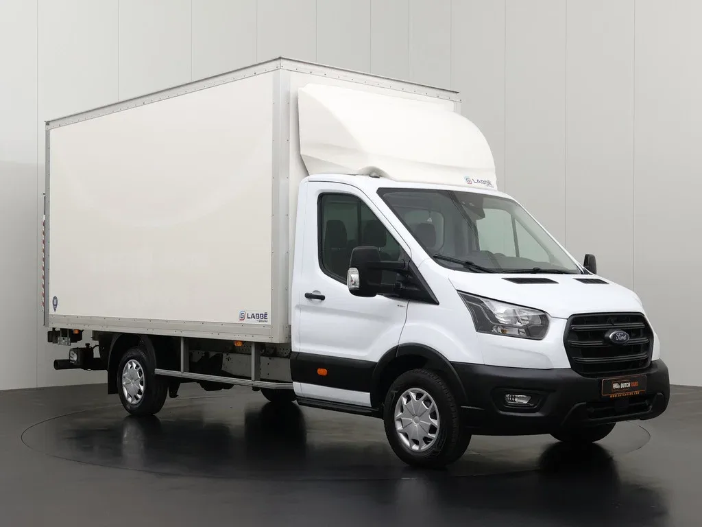 Ford Transit (2024) — foto 1
