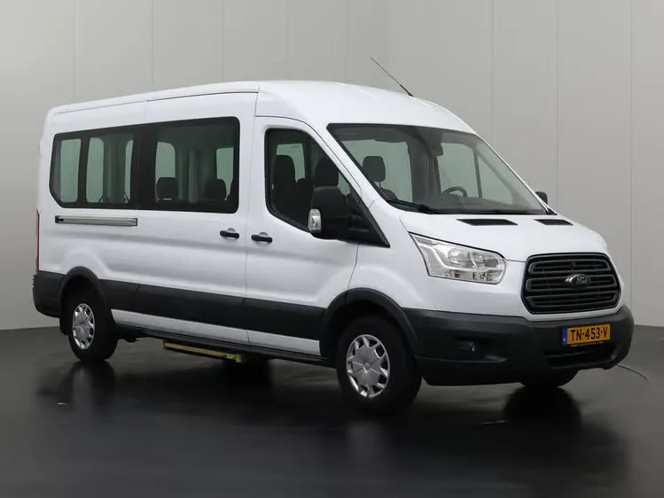 Ford Transit (2018) — foto 1