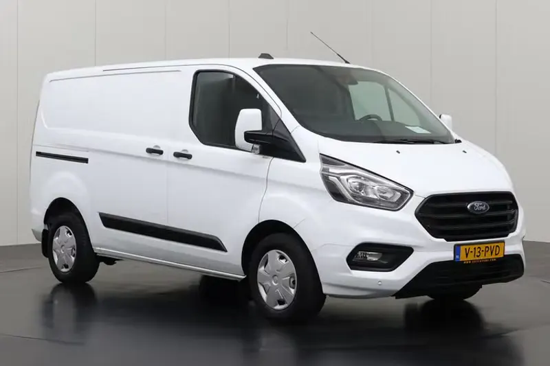 Ford Transit Custom (2023)