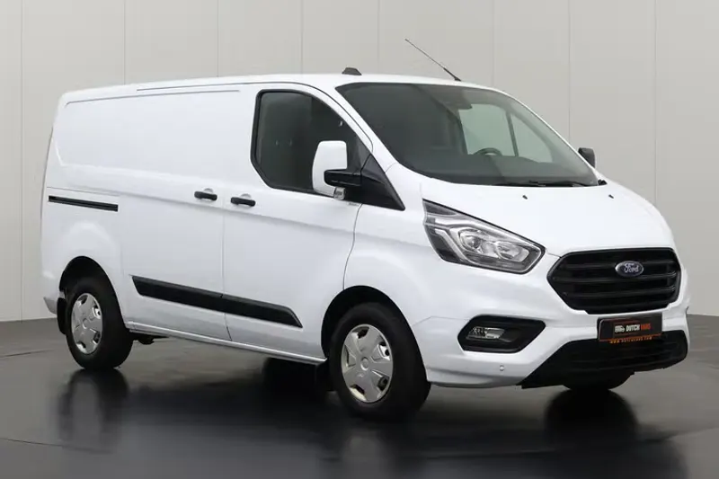 Ford Transit Custom (2023)