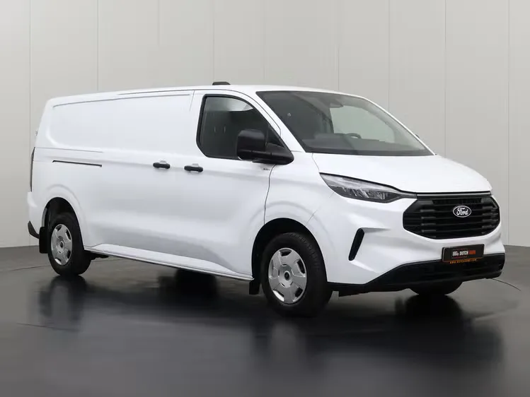 Ford Transit Custom (2024) — foto 1