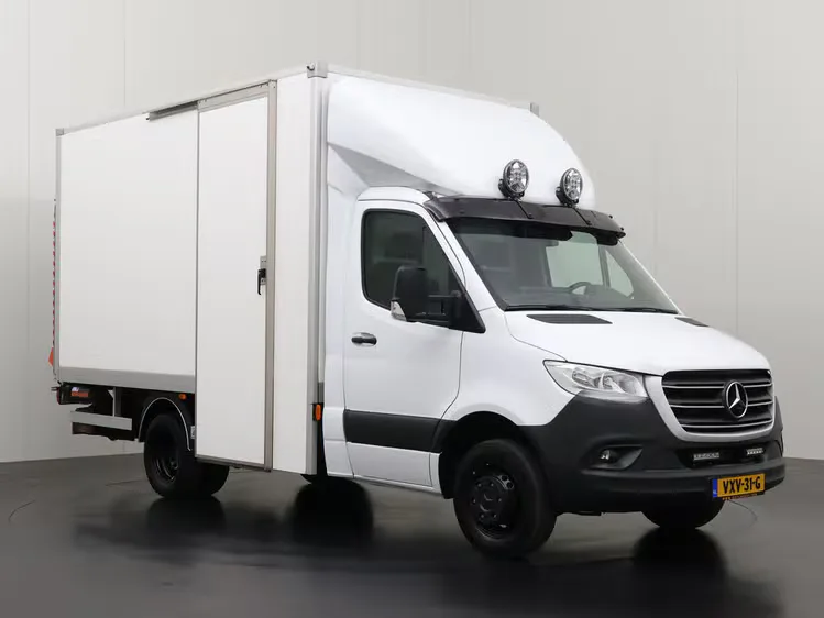 Mercedes-Benz Sprinter (2023) — foto 1