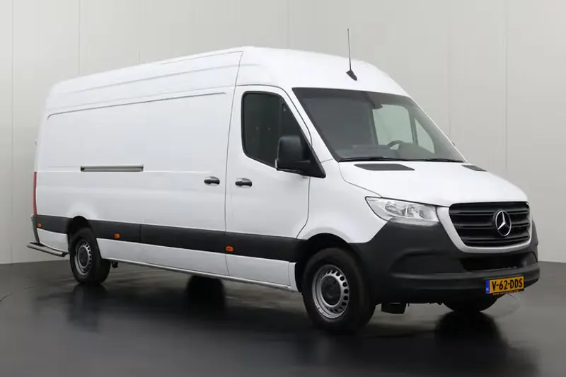 Mercedes-Benz Sprinter (2024)