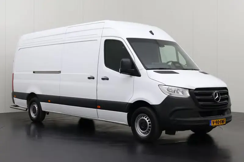 Mercedes-Benz Sprinter (2024)