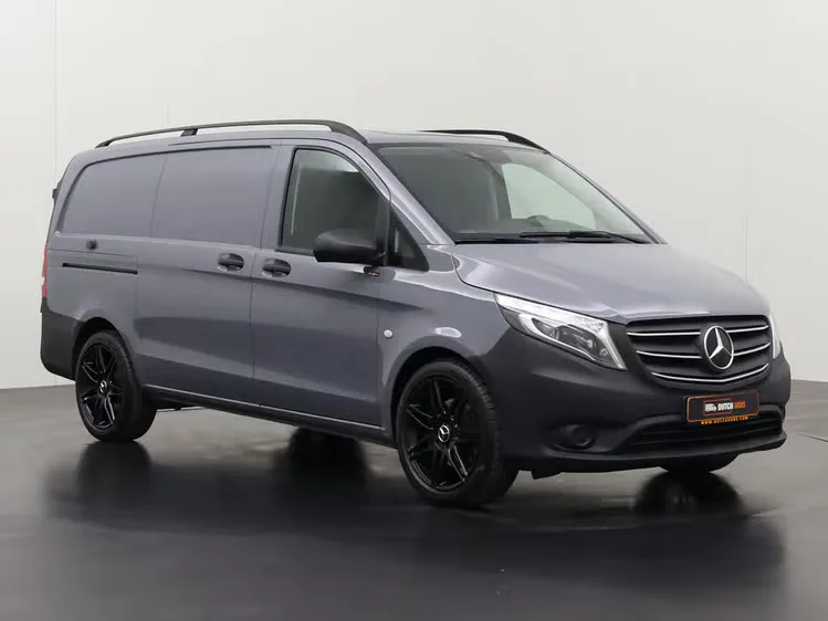 Mercedes-Benz Vito (2022) — foto 1