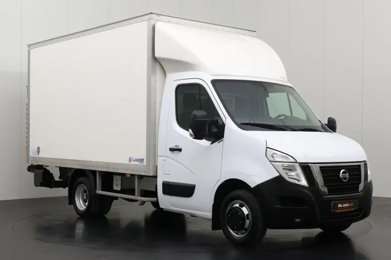 Nissan Interstar (2024)