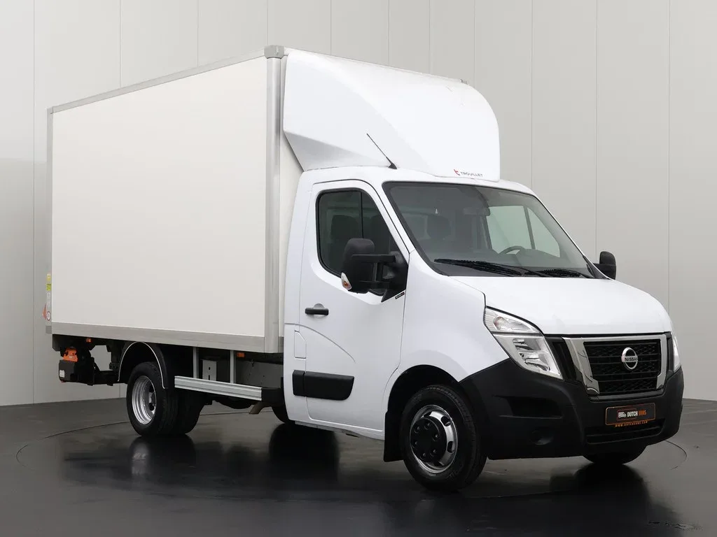 Nissan Interstar (2024) — foto 1