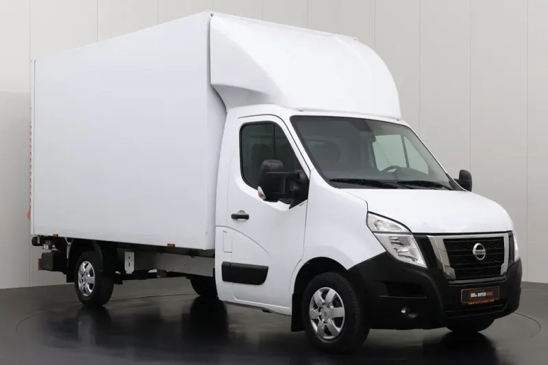 Nissan Interstar (2024)