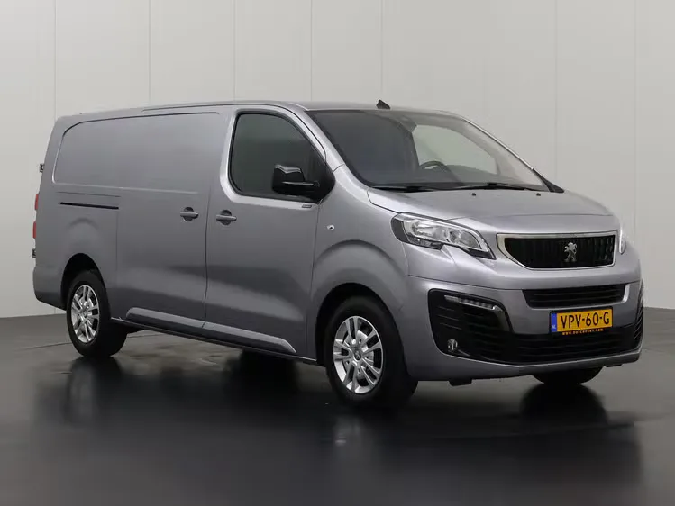 Peugeot Expert (2022) — foto 1
