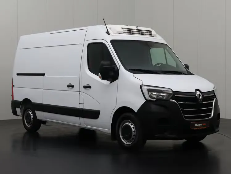 Renault Master (2024) — foto 1
