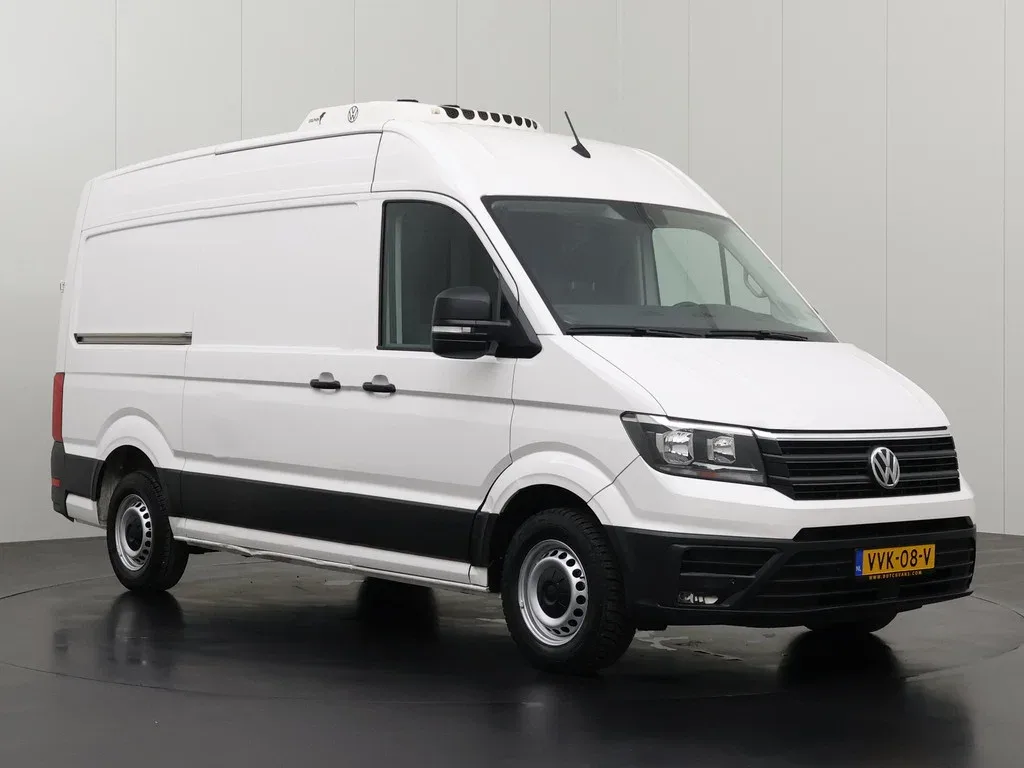 Volkswagen Crafter (2023) — foto 1