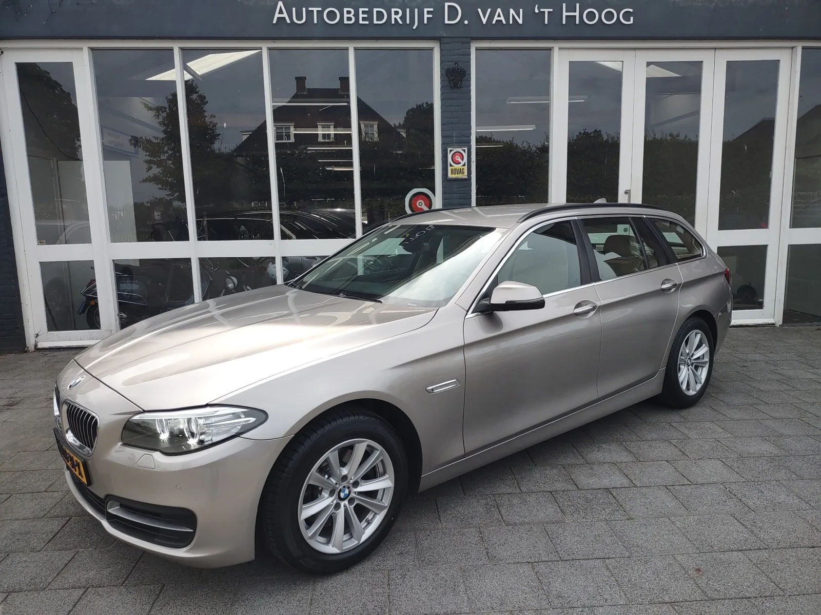 BMW 5-Serie (2014) — foto 1