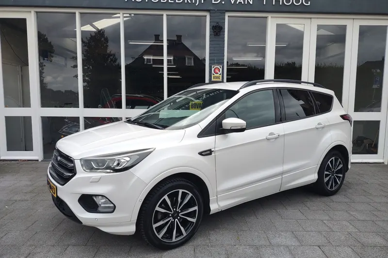 Ford Kuga (2017)