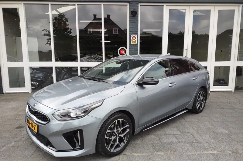 Kia ProCeed (2021)