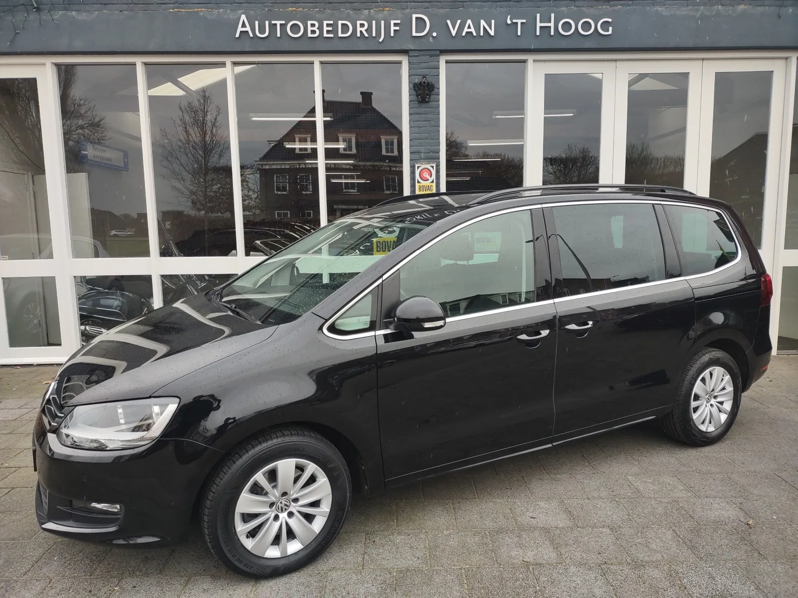 Volkswagen Sharan (2018) — foto 1