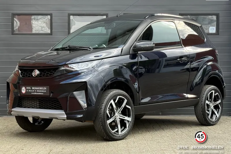 Aixam Crossover (2025)