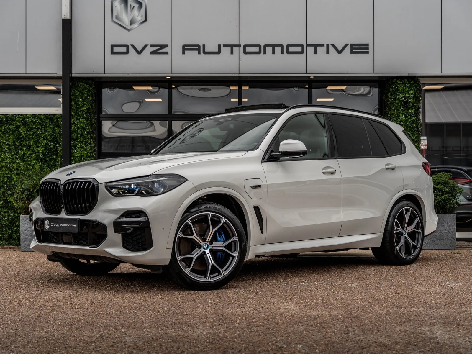 BMW X5 (2022) — foto 1