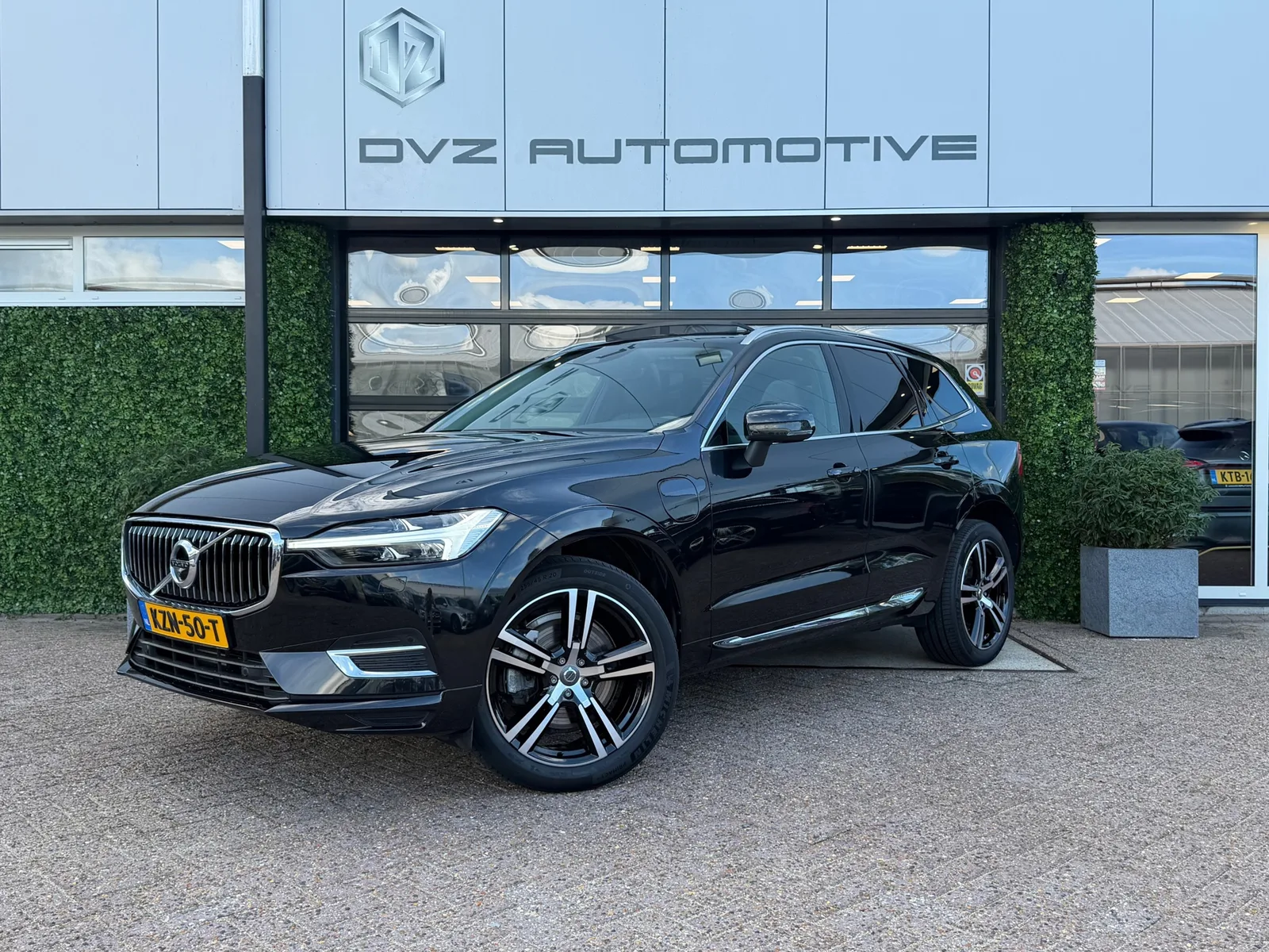 Volvo XC60 (2021) — foto 1