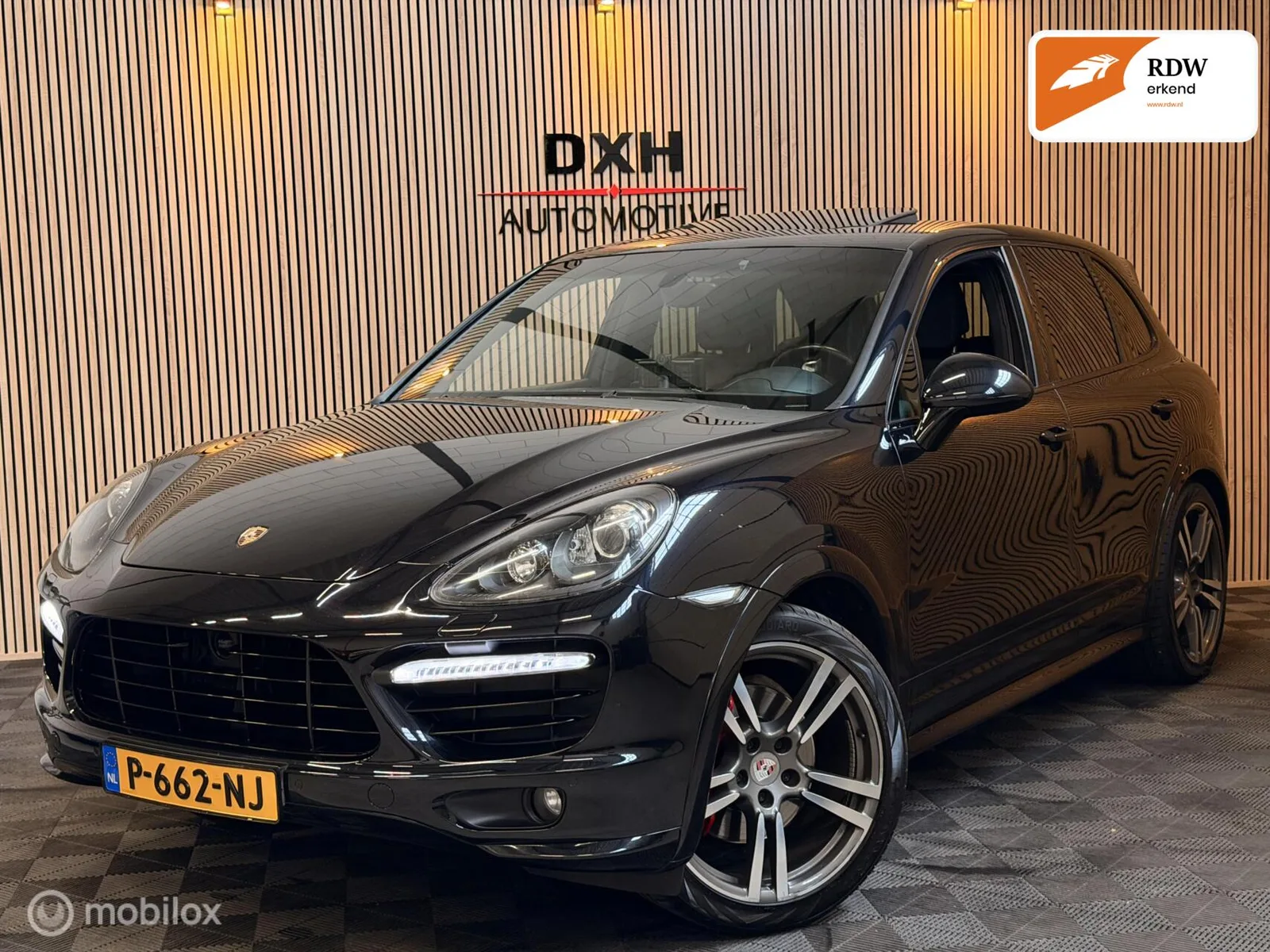 Porsche Cayenne (2012) — foto 1