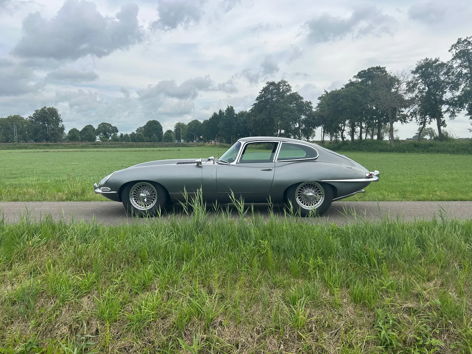 Jaguar E-Type (1963) — foto 1