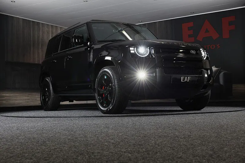 Land Rover Defender (2026)