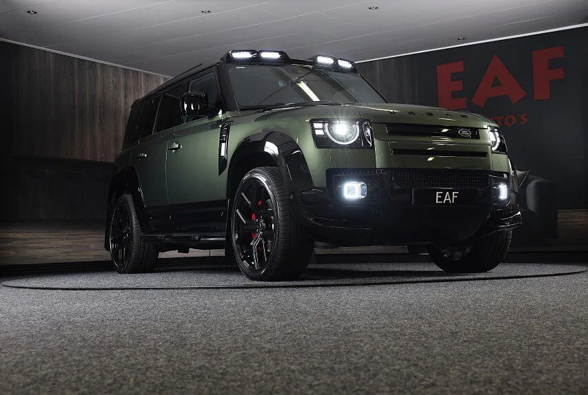 Land Rover Defender (2025) — foto 1