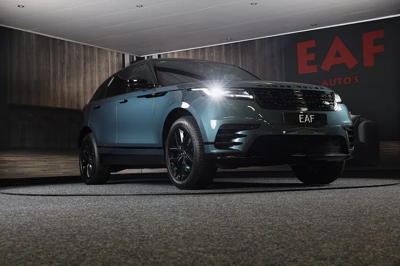 Land Rover Range Rover Velar (2025)